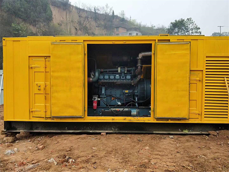 建始发电机租赁冷却液的沸点降低到多少时需要更换